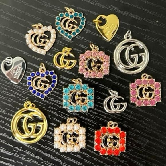 Lot Of 13 Gucci Zipper Pull Button Charms - Picture 1 of 1